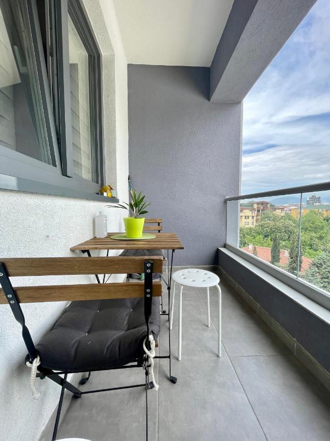 Skopje Brand New Apartment Near Train&Bus Station Екстериор снимка